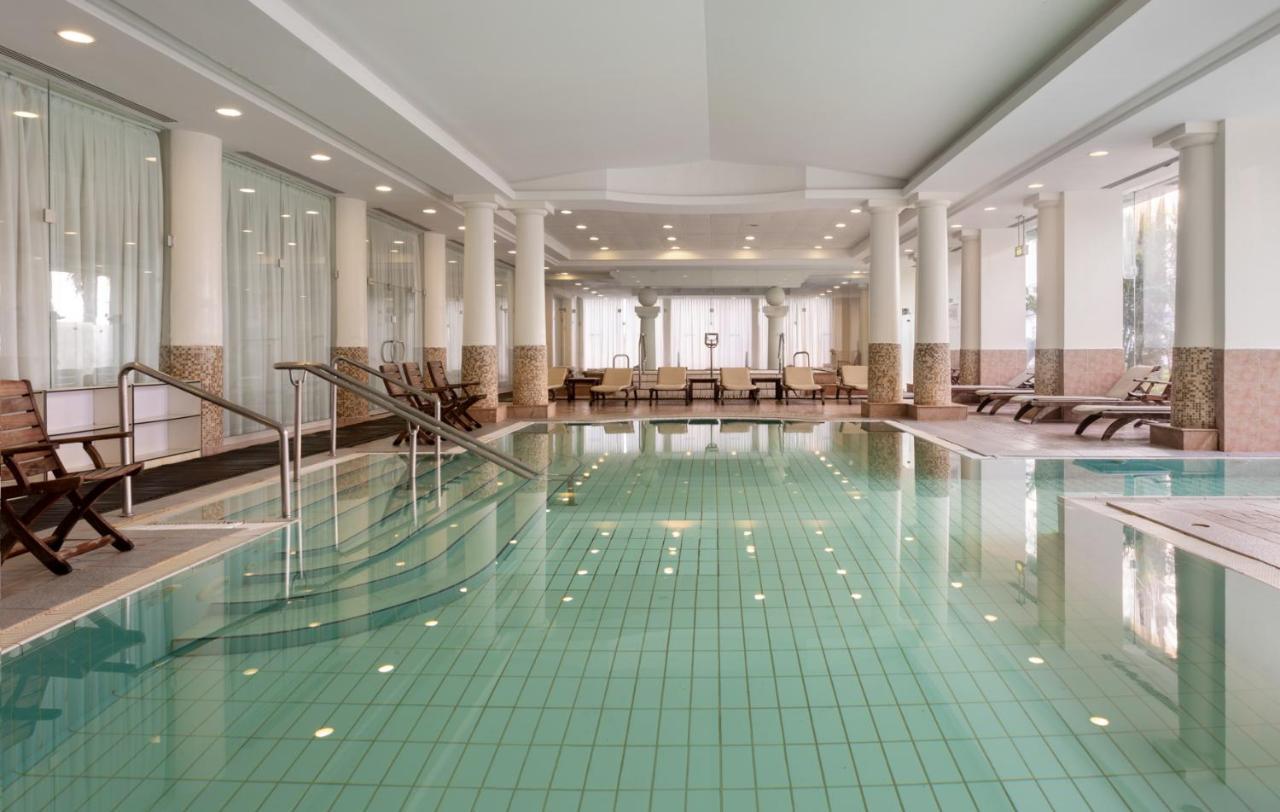 Nevo By Isrotel Collection Én-Bokek Kültér fotó The swimming pool at the hotel
